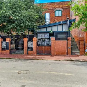 Apartment West End Loft - Downtown 5 Min Walk To River St, Savannah